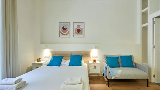 Apartments in Barcelona Ciutat Vella - photo 6