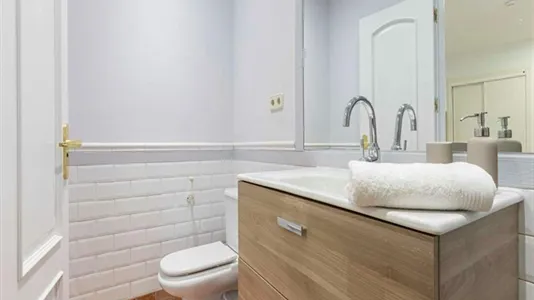 Rooms in Madrid Centro - photo 7
