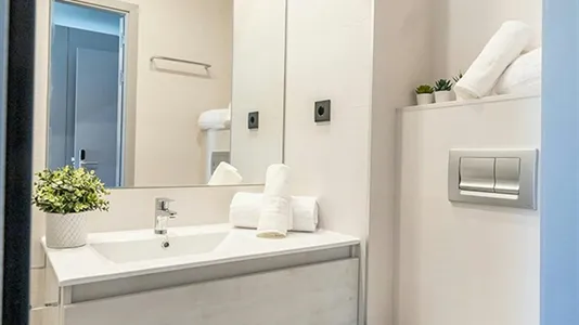 Rooms in Enramadilla - photo 7