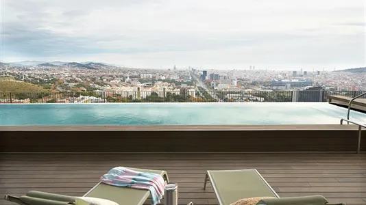 Apartments in Cornellà de Llobregat - photo 2