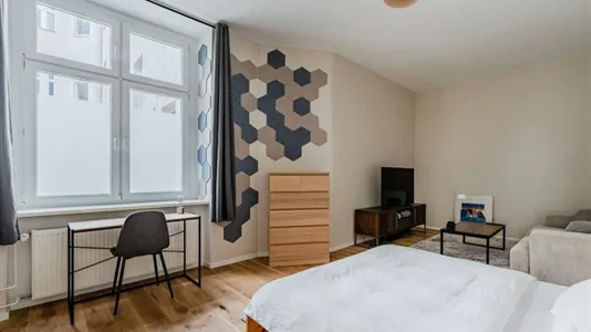 Apartments in Berlin Neukölln - photo 8