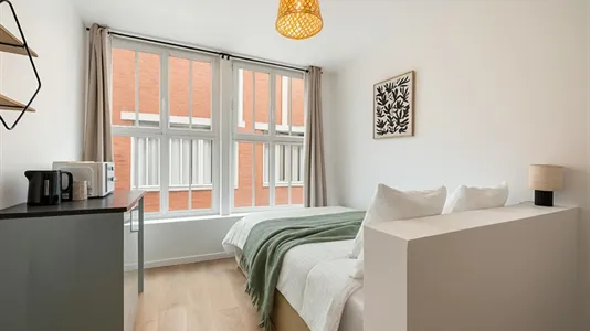 Apartments in Paris 18ème arrondissement - Montmartre - photo 1