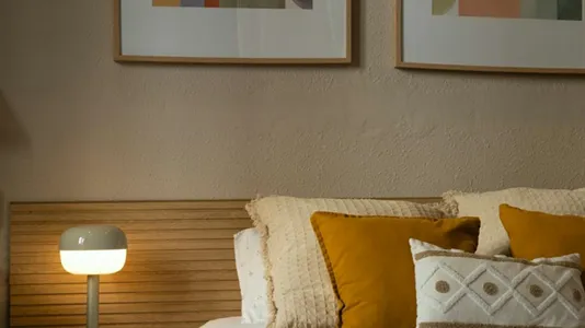 Rooms in Barcelona Eixample - photo 2