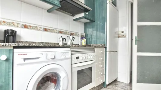 Rooms in Valencia Ciutat Vella - photo 9