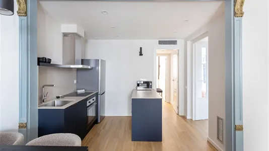 Apartments in Barcelona Ciutat Vella - photo 7