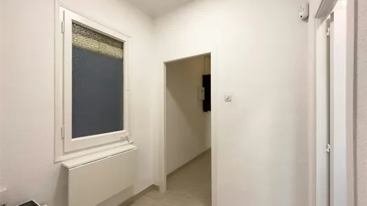 Rooms in Barcelona Eixample - photo 8