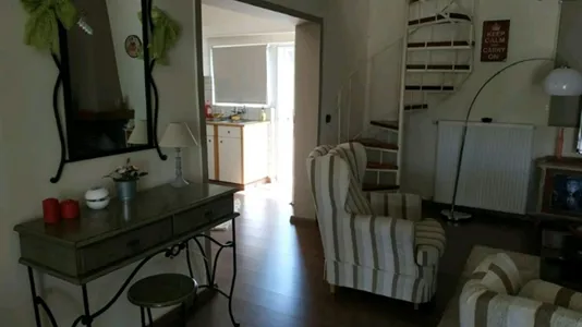 Houses in Kropia - photo 4