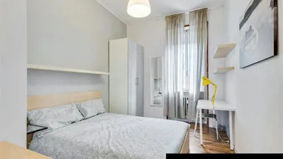 Room for rent in Milano Zona 1 - Centro storico, Milan