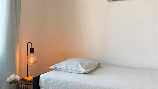 Rooms in Brussels Sint-Jans-Molenbeek - photo 2