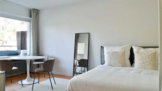 Apartments in Berlin Steglitz-Zehlendorf - photo 2
