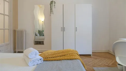 Rooms in Madrid Retiro - photo 5