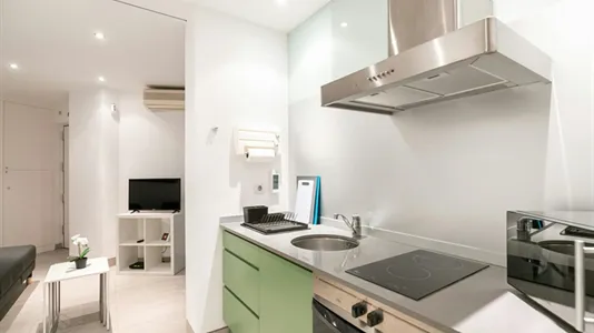 Apartments in Barcelona Ciutat Vella - photo 8