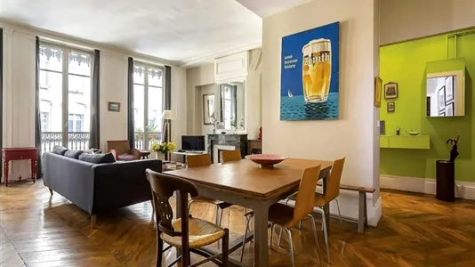 Apartments in Lyon - photo 2