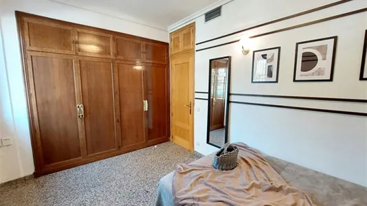 Rooms in Madrid Fuencarral-El Pardo - photo 6
