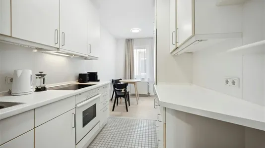 Apartments in Location is not specified - photo 6