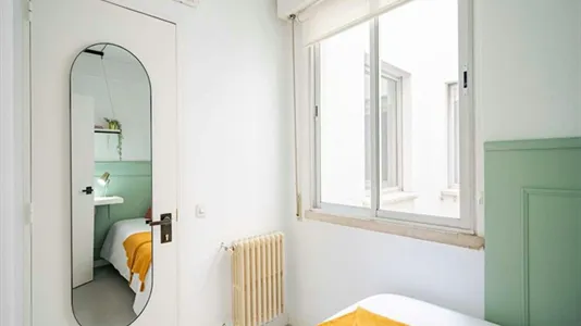 Rooms in Madrid Centro - photo 9