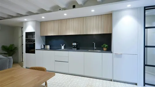 Apartments in Barcelona Ciutat Vella - photo 5