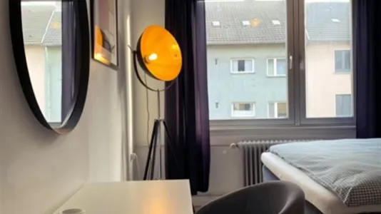 Rooms in Frankfurt Innenstadt II - photo 4