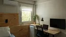 Room for rent, Alcalá de Henares, Comunidad de Madrid, &lt;span class=&quot;blurred street&quot; onclick=&quot;ProcessAdRequest(10939454)&quot;&gt;&lt;span class=&quot;hint&quot;&gt;See streetname&lt;/span&gt;[xxxxxxxxxxxxx]&lt;/span&gt;
