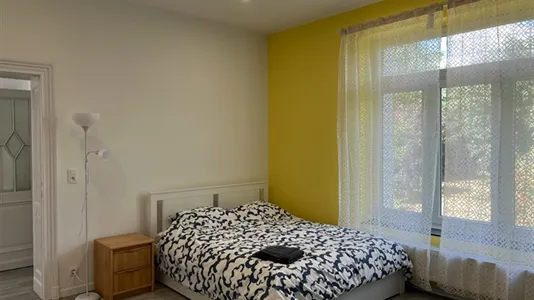 Rooms in Charleroi - photo 1