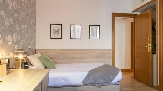 Rooms in Madrid Chamartín - photo 7