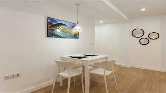 Rooms in Tavernes Blanques - photo 10