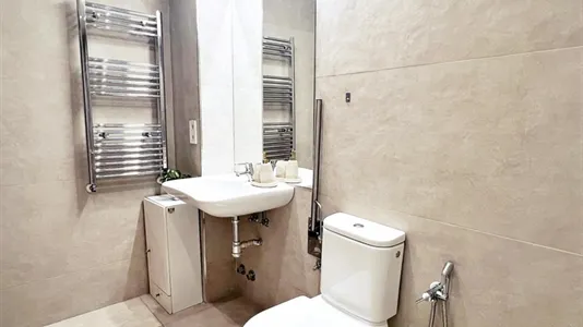 Rooms in Madrid Moncloa-Aravaca - photo 10