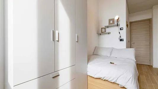 Rooms in Turin - photo 3