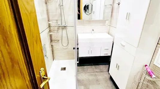 Rooms in Madrid Chamberí - photo 8