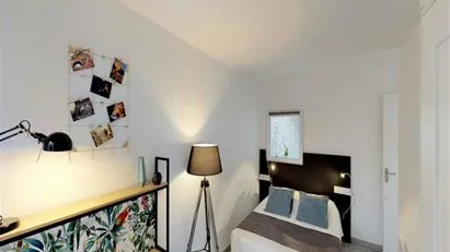 Room for rent in Nanterre, Île-de-France