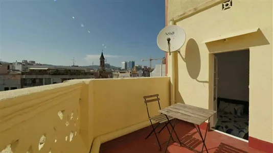 Rooms in Barcelona Sants-Montjuïc - photo 10