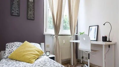 Room for rent in Milano Zona 2 - Stazione Centrale, Gorla, Turro, Greco, Crescenzago, Milan