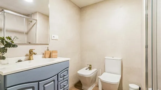 Rooms in Madrid Retiro - photo 6