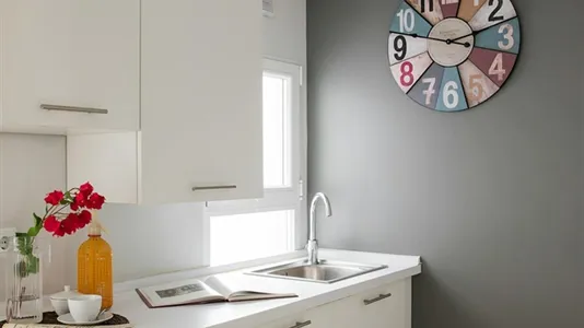 Apartments in Madrid Retiro - photo 9