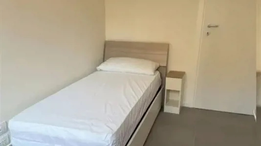 Rooms in Milano Zona 2 - Stazione Centrale, Gorla, Turro, Greco, Crescenzago - photo 1