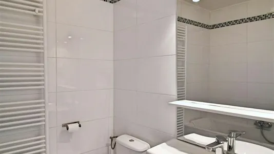 Rooms in Paris 20ème arrondissement - photo 9