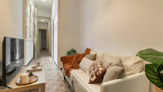 Rooms in Barcelona Ciutat Vella - photo 6