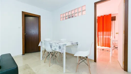 Rooms in Granada - photo 5
