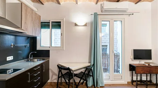 Apartments in Barcelona Ciutat Vella - photo 10