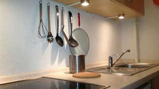 Apartments in Berlin Charlottenburg-Wilmersdorf - photo 4