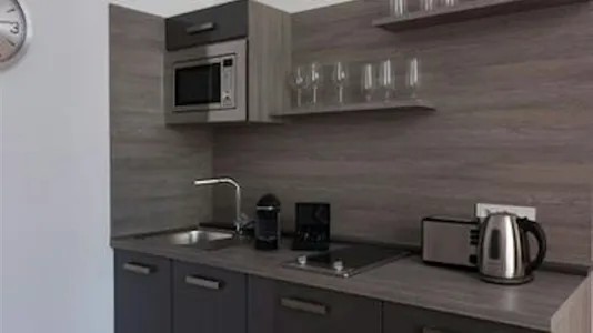 Apartments in Location is not specified - photo 8