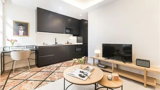 Apartments in Madrid Centro - photo 4