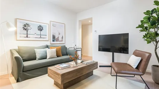 Apartments in Barcelona Ciutat Vella - photo 5