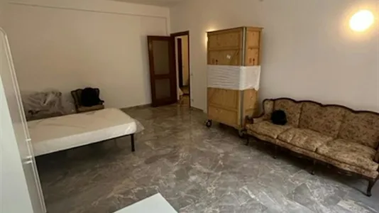 Rooms in Roma Municipio II – Parioli/Nomentano - photo 2