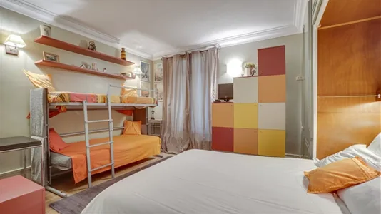 Apartments in Paris 17ème arrondissement - photo 9