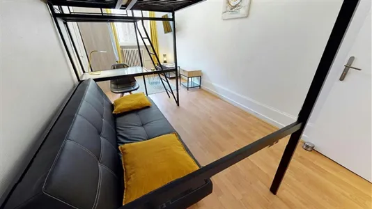 Rooms in Clermont-Ferrand - photo 4