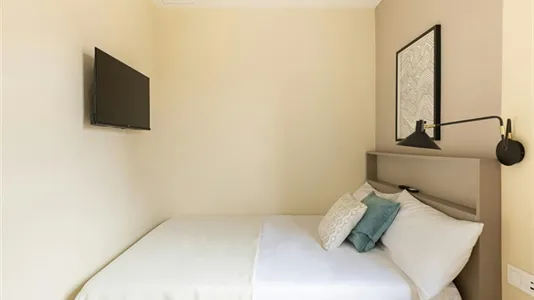 Rooms in Barcelona Sarrià-St. Gervasi - photo 2
