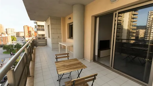 Rooms in Málaga - photo 7