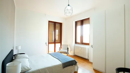 Rooms in Milano Zona 2 - Stazione Centrale, Gorla, Turro, Greco, Crescenzago - photo 1