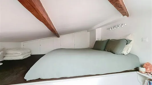 Apartments in Paris 18ème arrondissement - Montmartre - photo 2